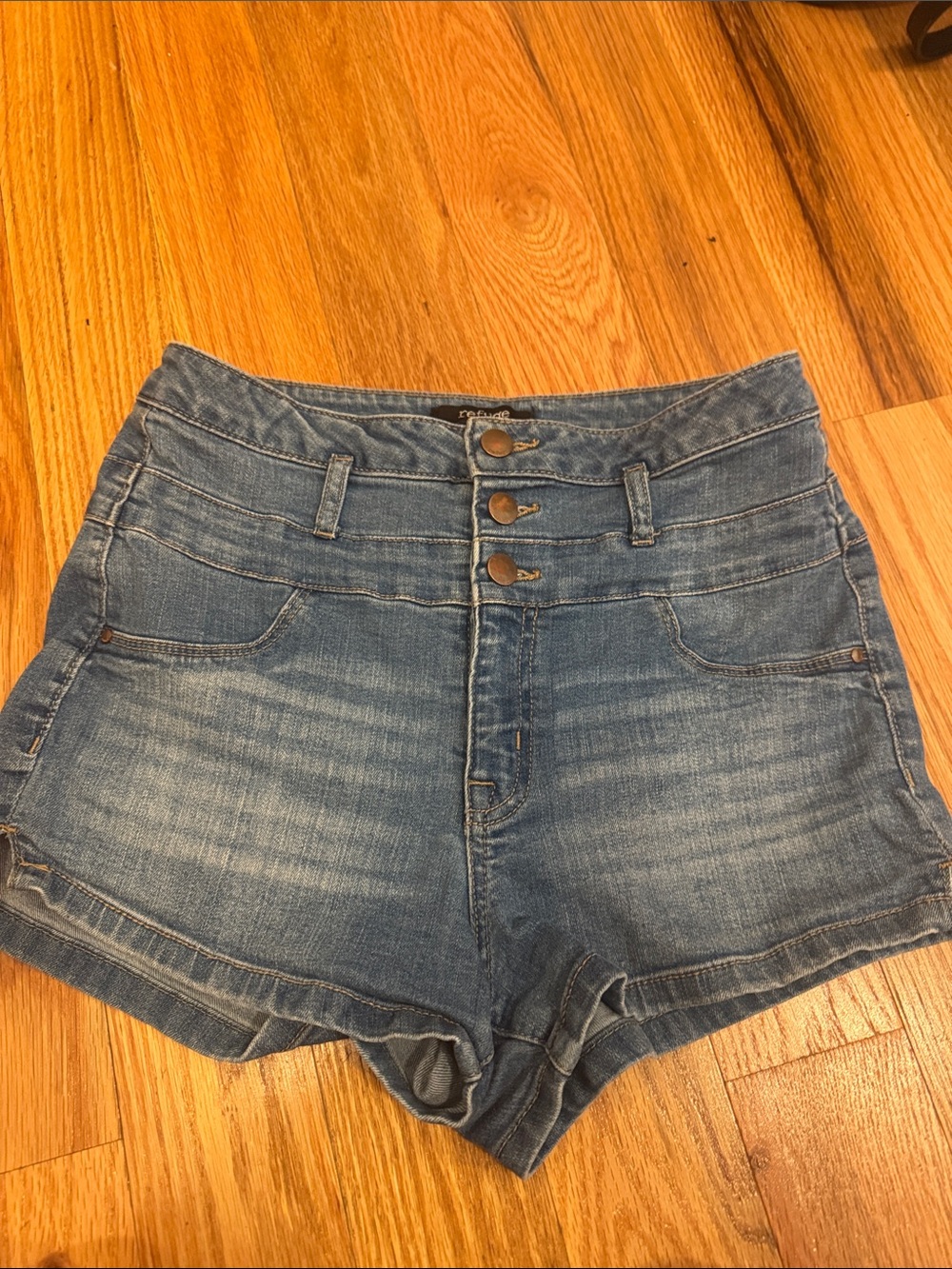 Refuge Size 8 High-Waist Blue Denim Women’s Shorts